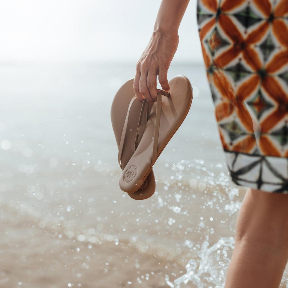 Sandals & Slides