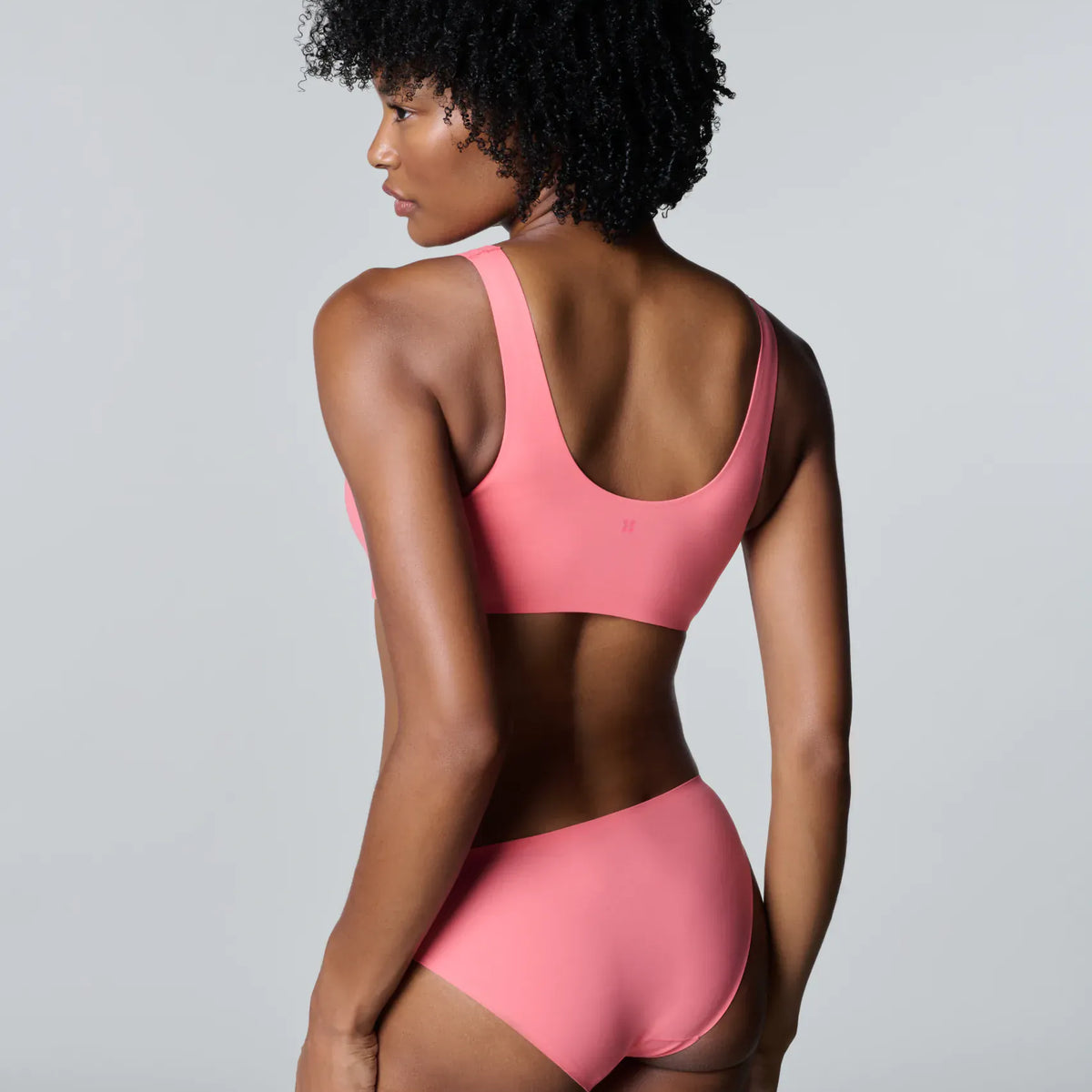 Comfortelle™ – Seamless Wireless Bra for Everyday Support