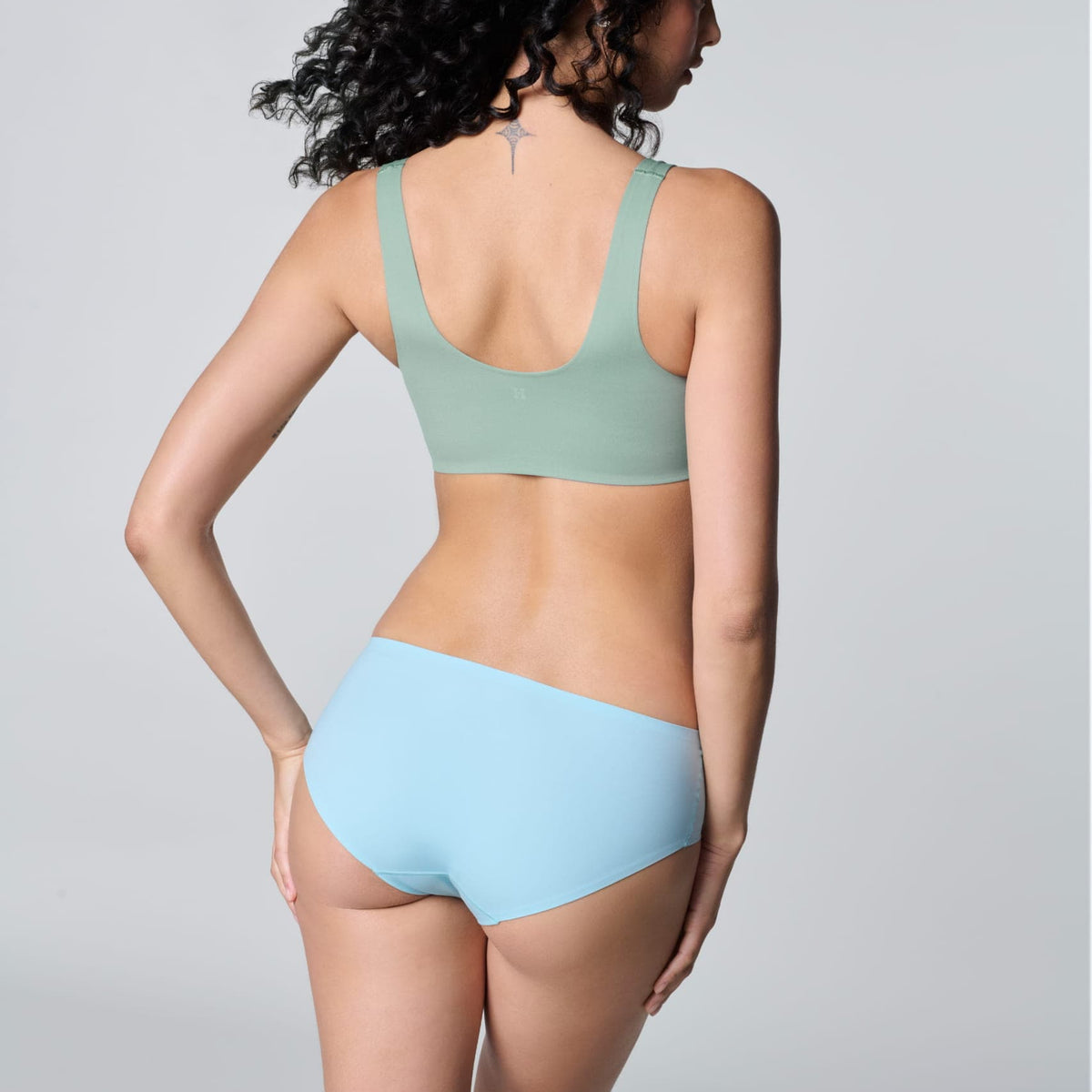 Comfortelle™ – Seamless Wireless Bra for Everyday Support