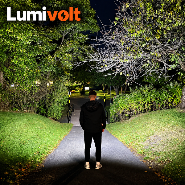 Lumivolt™ – Linterna frontal LED de alta potencia para actividades al aire libre