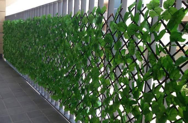 Leafvanta™ – Lifelike Green Privacy Fence Screen 120 x 300