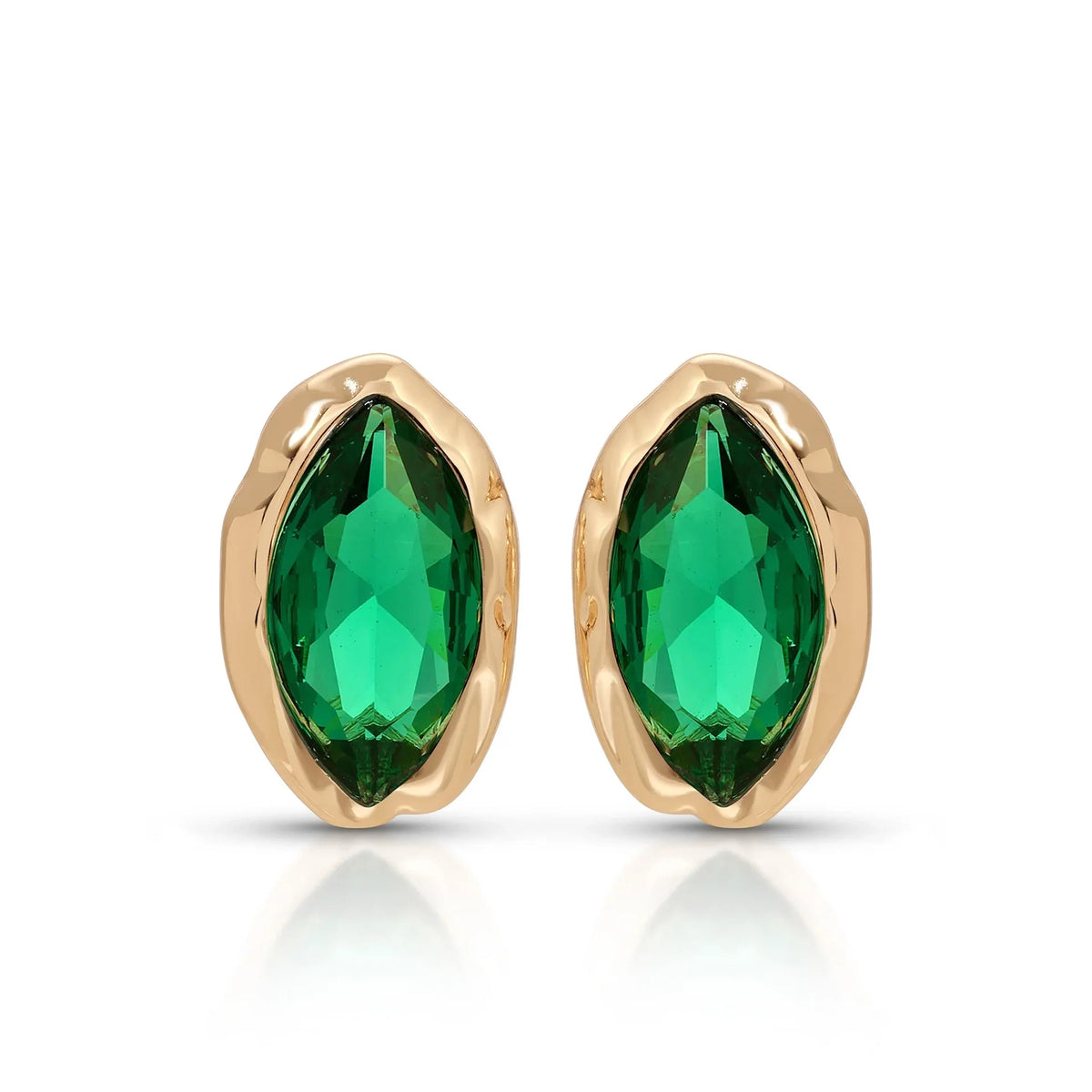 Velmira™ – Delicate Crystal Mini Stud Earrings