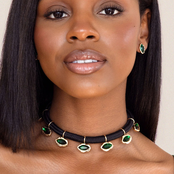 Velmira™ – Delicate Crystal Mini Stud Earrings
