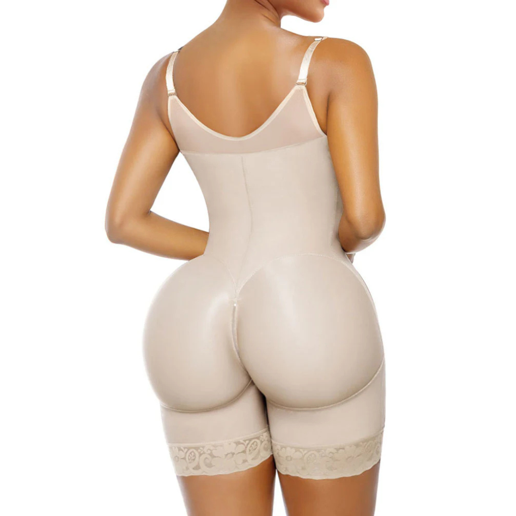 Curvelle™ – Faja moldeadora con control abdominal para una silueta favorecedora